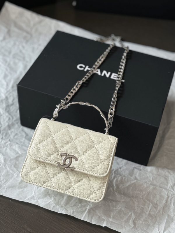 Chanel 22s handbag 13*10cm white 240401bag1st - Image 7