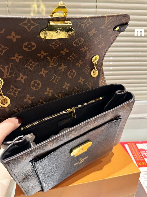 Louis Vuitton victoria messenger bag  Néonoé 18*26cm - Image 9