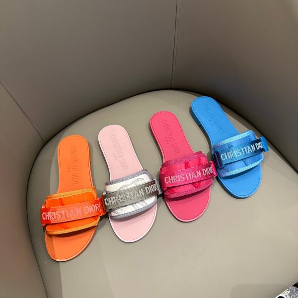 Asui1 Christian Dior Embroidered Velcro slippers