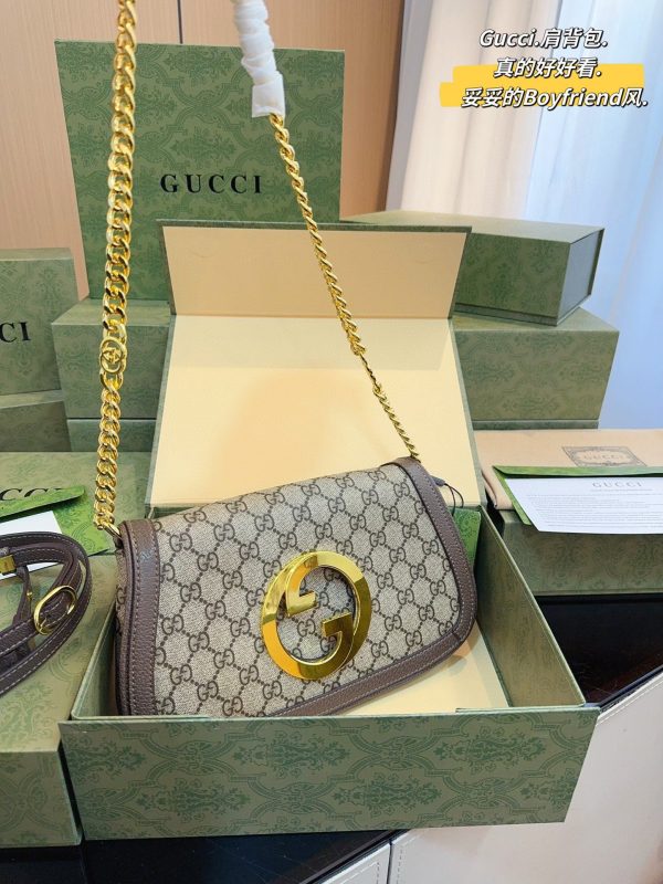 Gucci round interlocking double G metal logo chain bag 27*4*17cm brown - Image 6