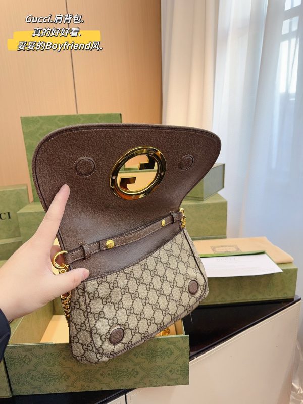 Gucci round interlocking double G metal logo chain bag 27*4*17cm brown - Image 8
