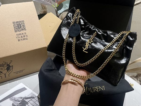 Saint Laurent cowhide metal label armpit bag 24*14cm black