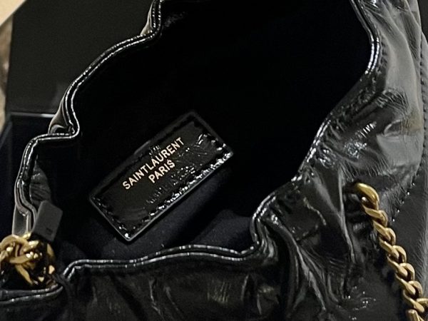 Saint Laurent cowhide metal label armpit bag 24*14cm black - Image 9