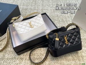 Yves Saint Laurent metal label hobo bag 20*13cm