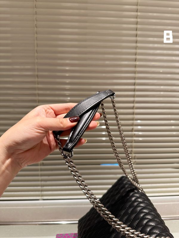 Tory Burch Metal Label Crossbody Bag 28cm Black - Image 8