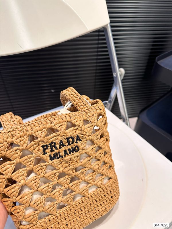 Prada woven tote bag 17*18cm brown - Image 8