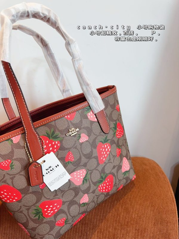 Coach Graffiti Tote Bag 22*11*20cm - Image 6
