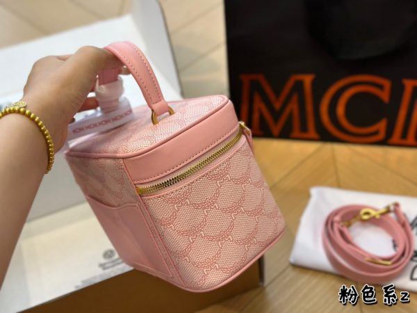 MCM Printed Makeup Bag 19 * 13 Pink - Image 7