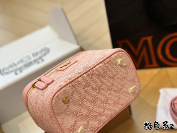 MCM Printed Makeup Bag 19 * 13 Pink - Image 5
