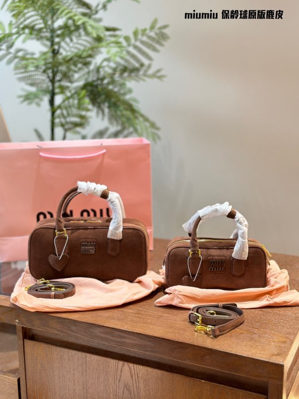miumiu suede underarm bag brown 22cm/28cm