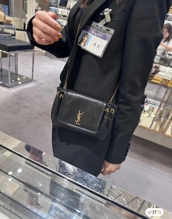 FF001 Yves Saint Laurent Nolita Diamond-Quartz Chain Bag (with box) Size: 17 x 12cm - Image 12