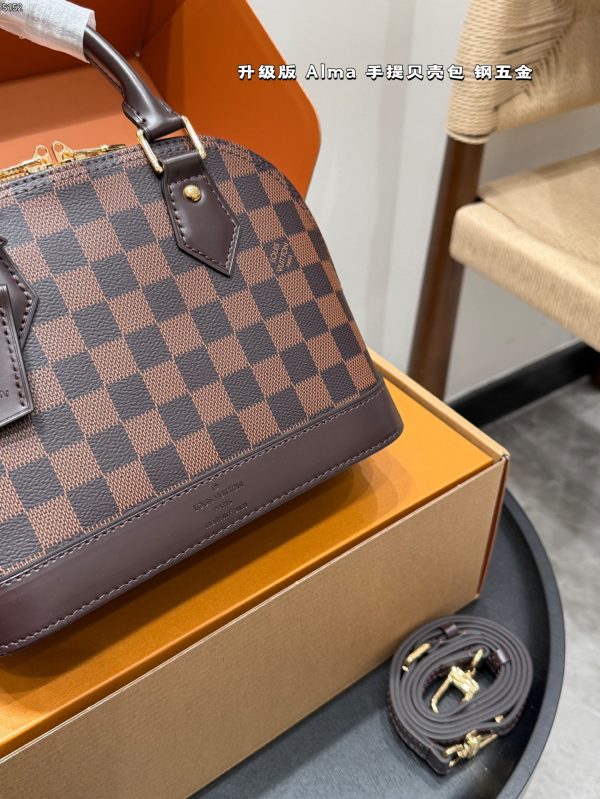 GJPJ001 LV ALMA monogram shell handbag with box. Dimensions: 25*20cm - Image 5