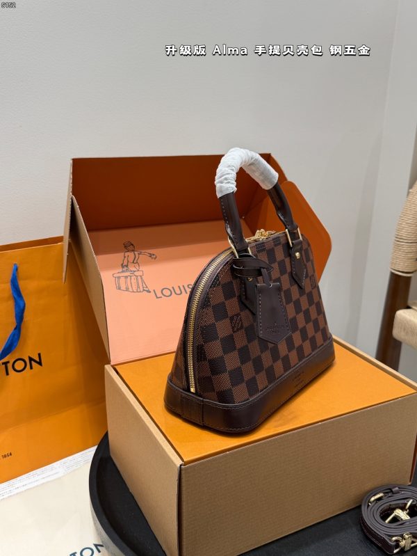 GJPJ001 LV ALMA monogram shell handbag with box. Dimensions: 25*20cm - Image 6