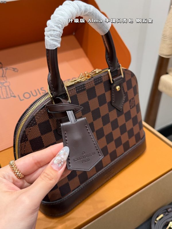 GJPJ001 LV ALMA monogram shell handbag with box. Dimensions: 25*20cm - Image 7