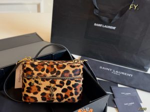 XX001 YSL Saint Laurent Leopard-Print Calf Hair Gaby Cosmetic Pouch (Box Included) Size: 22 × 15 cm / 18 × 12 cm